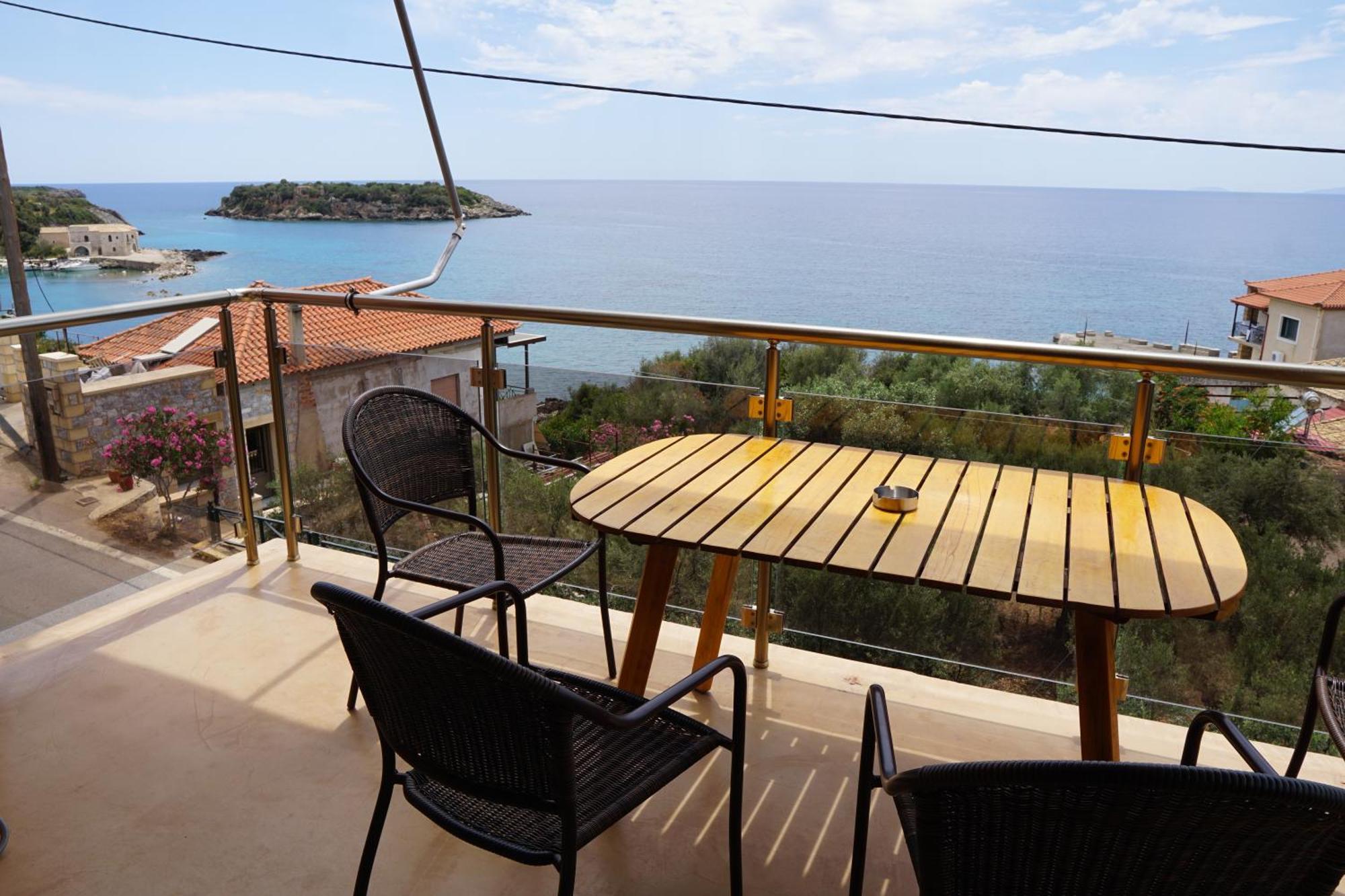 Sea And Sun Apartments 303 Ιδιωτικό Διαμέρισμα Kardhamili Exterior foto